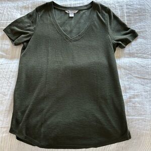 Athleta Olive V-Neck Short Sleeve Tee